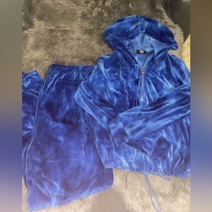 Soft blue sweatsuit, size large womens